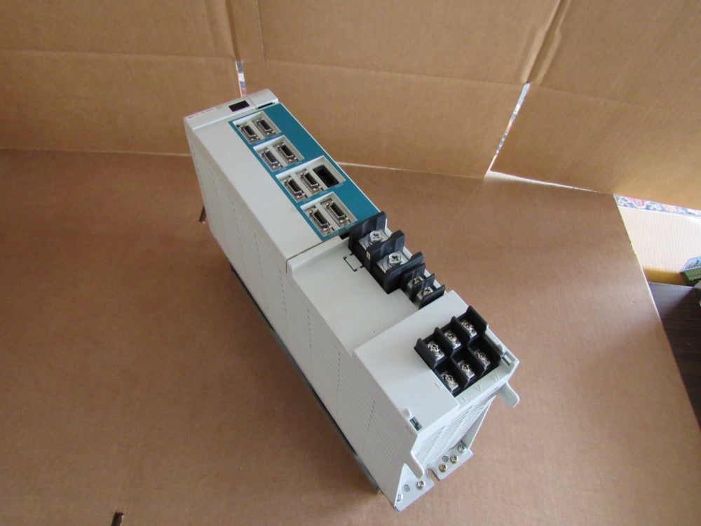 MITSUBISHI SERVO DRIVE UNIT MDS-C1-V2-4545S 4.5/4.5KW 28A 3PH 155V OUTPUT USED !