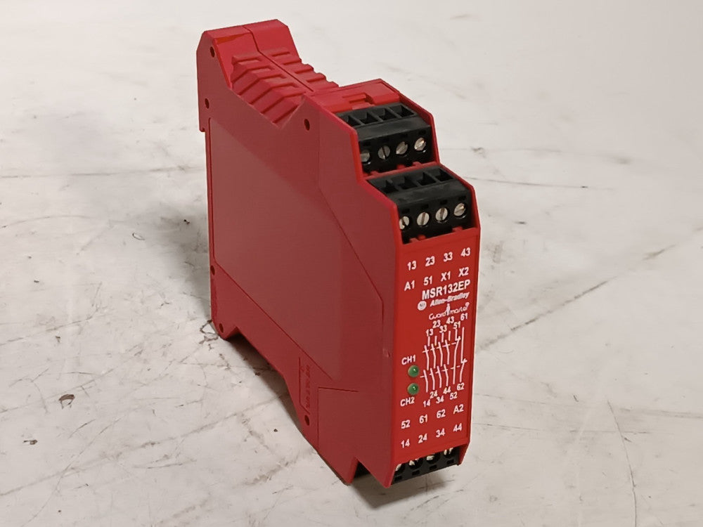 Allen-Bradley 440R-E23097/A  Guardmaster Safety Relay, 24vac/vdc, 1.5W, MSR132EP