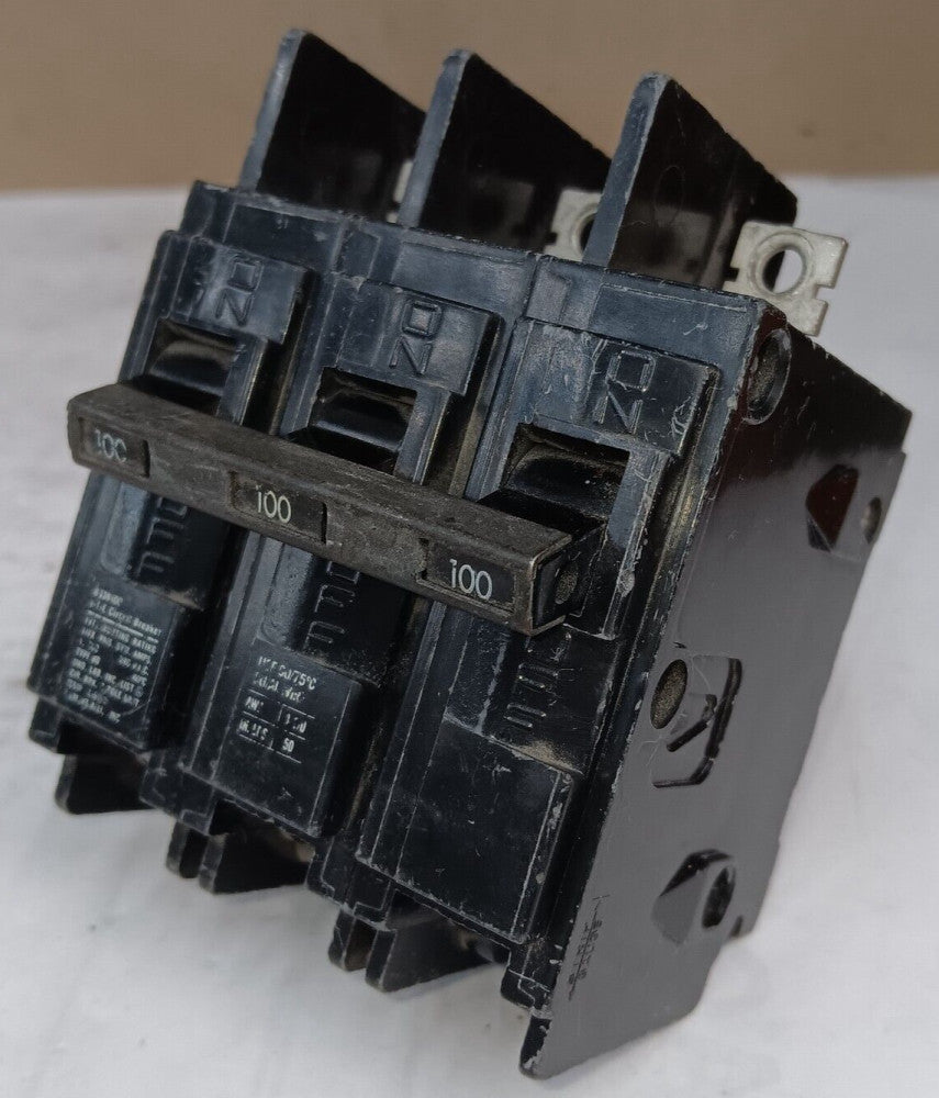 SIEMENS BQ3100 BOLT-ON CIRCUIT BREAKER 100 AMP 3 POLE 240 VAC