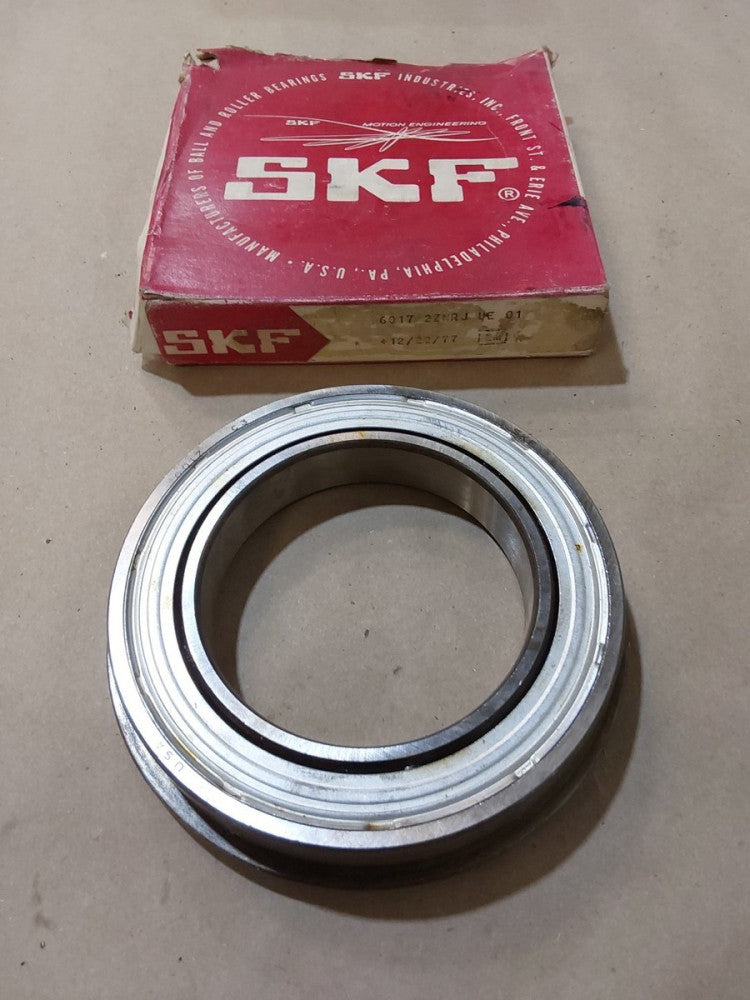 SKF 6017 2ZNRJ UE 01 C3 Bearing Roller NOS