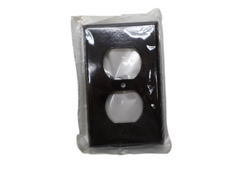 LEVITON 001-85003 BROWN PLASTIC RECEPTACLE WALLPLATE  NSMP