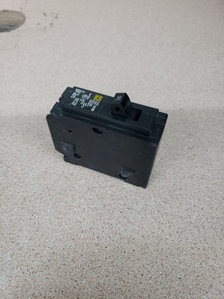 New! Square D HOM130 1-Pole 30-Amp 120/240V Plug-In Circuit Breaker
