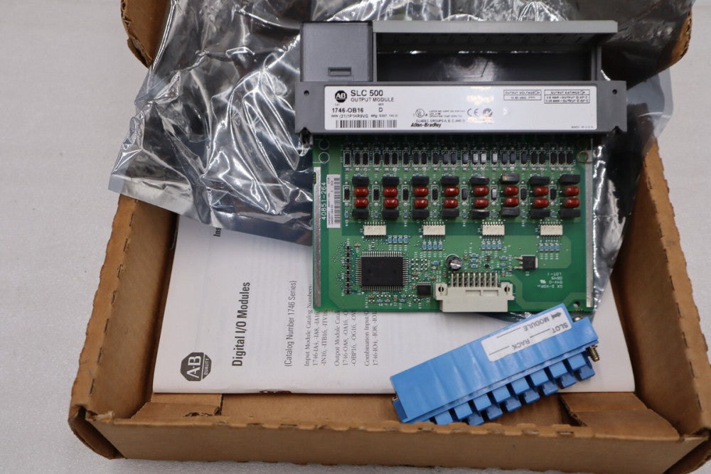 NEW Allen Bradley 1746-OB16/D SLC 500 16-Channel 24VDC Output Module STOCK H453