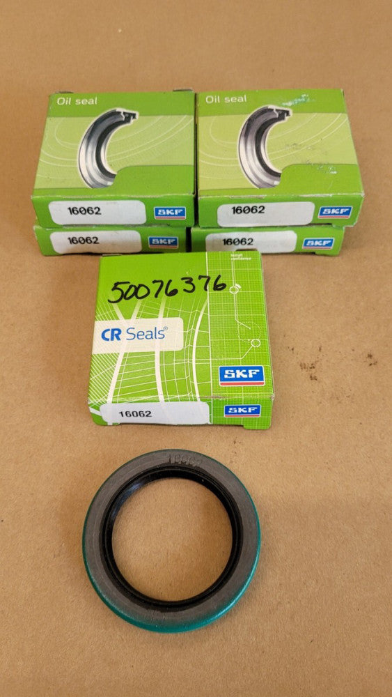 Lot Of 5 SKF 16062 Oil Seals 1-9/16 X 2-1/4 X 1/4