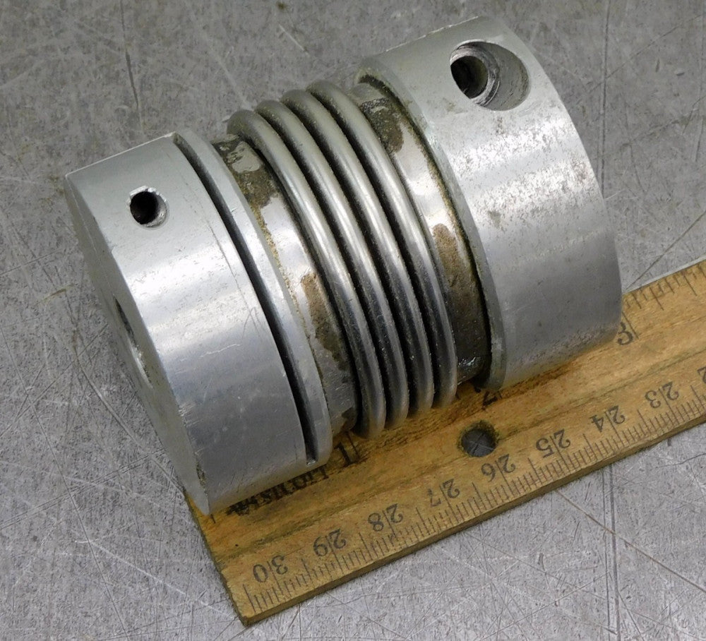 R & W Flexible Bellows Clamp Shaft Coupling .625" x .625"