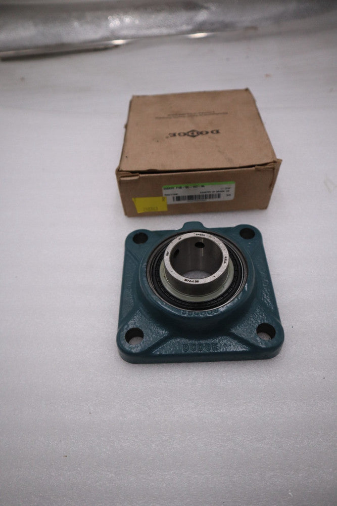 NEW DODGE 050835 F4B-SC-107-NL FLANGE MOUNT BALL BEARING STOCK H483A
