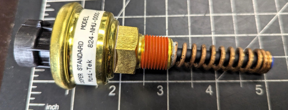 22580 Generac Magnum SENSOR, HIGH FUEL LEVEL Genuine OEM Part [Z5S5]