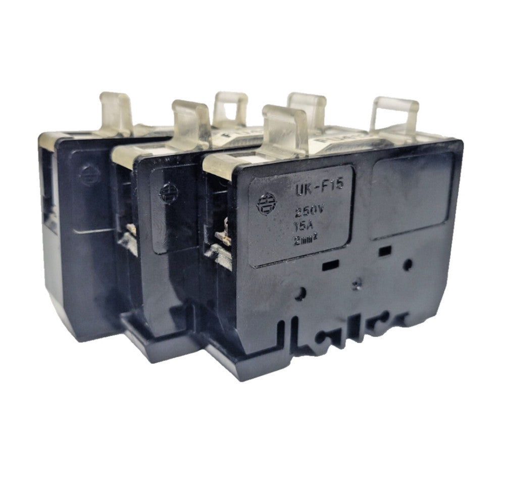 YOSHIDA FUSE HOLDERS (LOT OF 3) UK-F15 FUSE HOLDER TERMINAL BLOCK 15A 250V 2MM