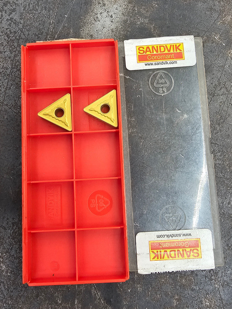 Qty 2 Sandvik TNMG 332 160408 TNMG332-MR TNMG160408-MR 4025 Carbide Inserts