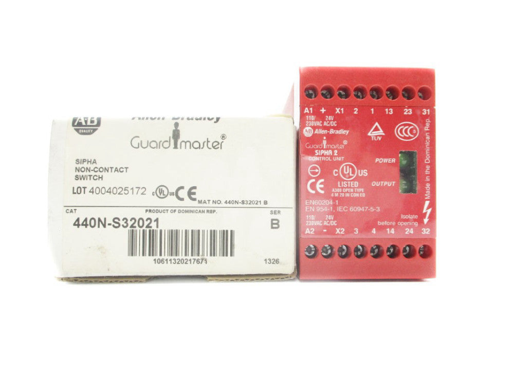 ALLEN BRADLEY 440N-S32021 SER. B 110/230VAC (WH) NSMP
