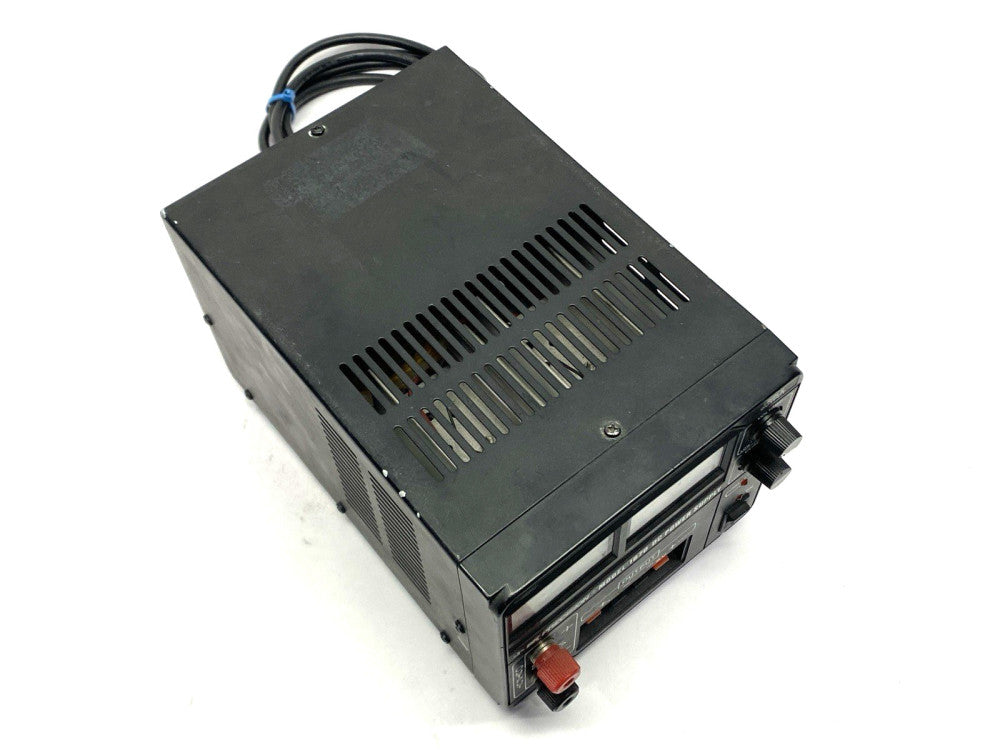 B&K Precision 1670 DC Power Supply 120VAC 60Hz 3A