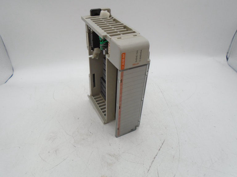 ALLEN BRADLEY 1769-OW8 SERIES A PLC MODULE - Refurbished
