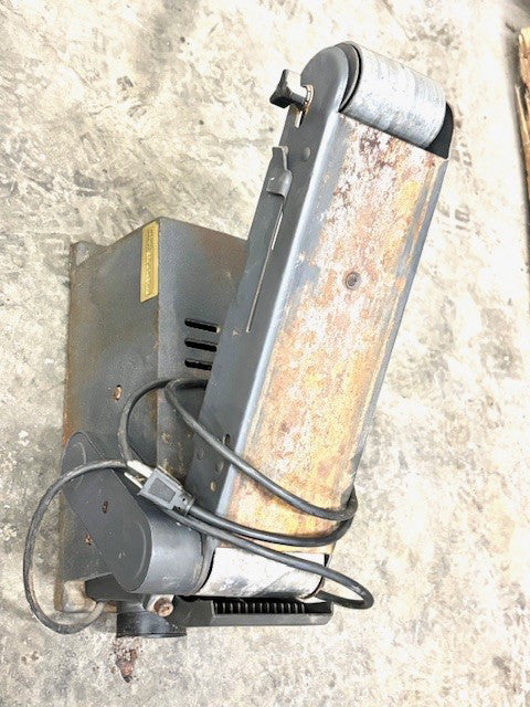 CENTRAL MACHINERY 4" X 6" BELT SANDER #38123 1/3HP 120V