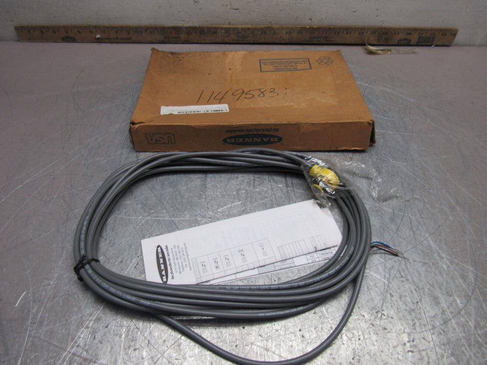 BANNER T18SP6LP_W/30' PHOTOELECTRIC SENSOR 30'CABLE NEW IN BOX !