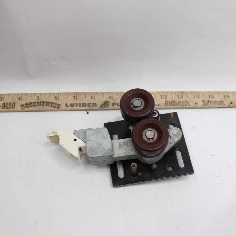 Right Hand Interlock Hook Assembly 532AW101