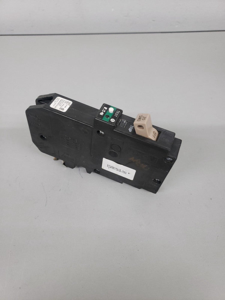 NEW! EATON CUTLER HAMMER CHFP120AF 20A CIRCUIT BREAKERS 120V