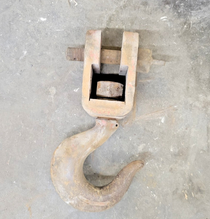 UNBRANDED CLEVIS SWIVEL HOOK ASSEMBLY 9 TON ESTIMATED CAPACITY *SEE DECRIPTION*