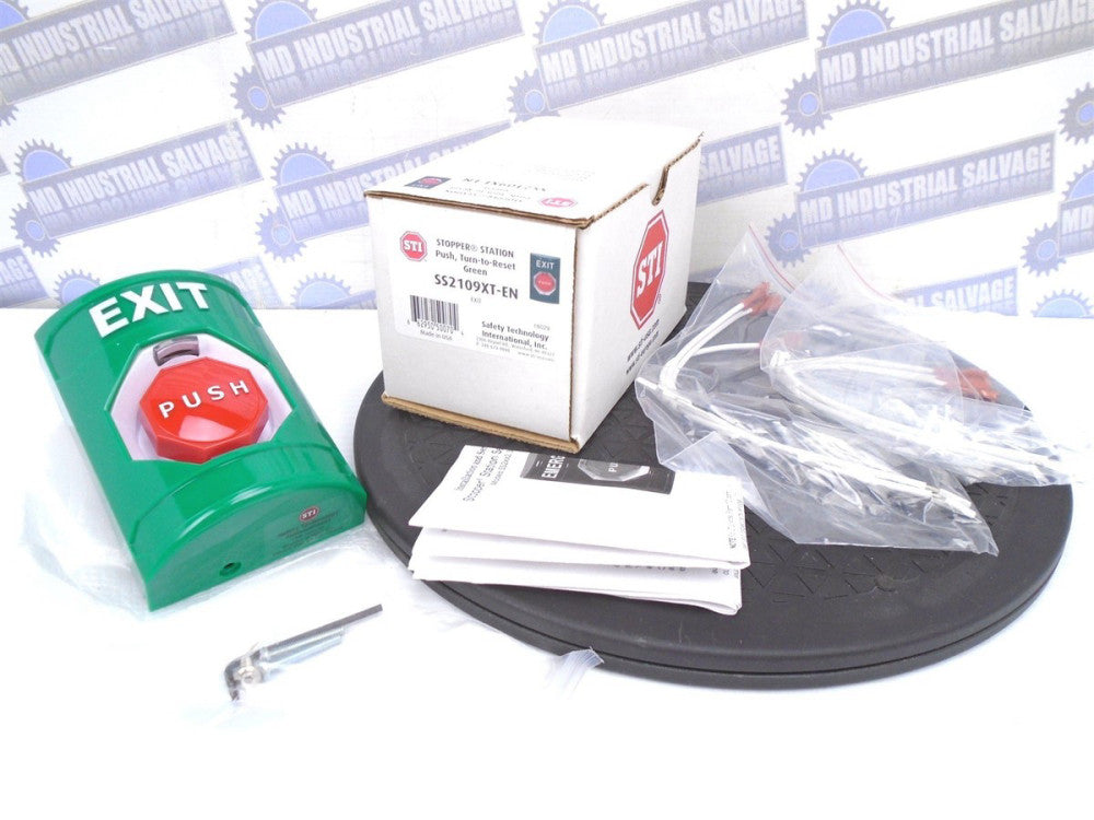 STI - SS2109XT-EN - EXIT PUSH BUTTON - Green, SPDT, Turn-To-Reset - (NEW in BOX)