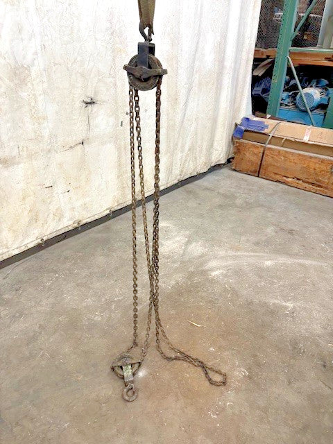 UNION MFG CO. MANUAL CHAIN HOIST 80 IN CHAIN LENGTH