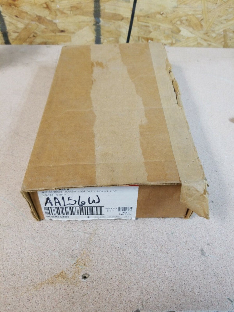 NEW Honeywell L7095B 1028 5 R/P Sensor Transmitter Well Mount Hot Water 0-250F 