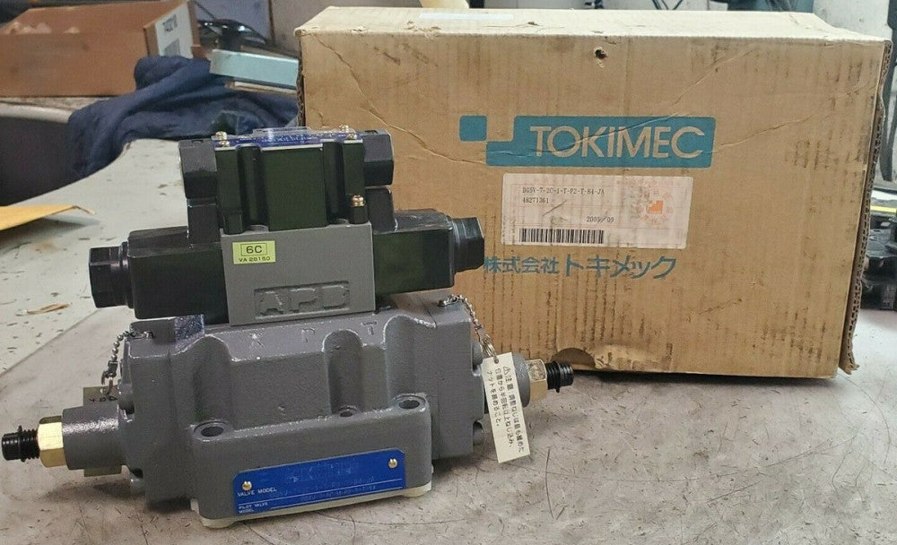 NEW TOKIMEC DG5V-7-2C-1-T-P2-T-84-JA HYDRAULIC DIRECTIONAL CONTROL VALVE