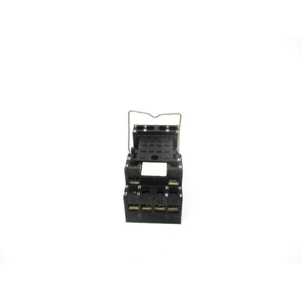 ALLEN BRADLEY 700-HN103 SER. B 300VAC 7A (AS PICTURED) NSNP