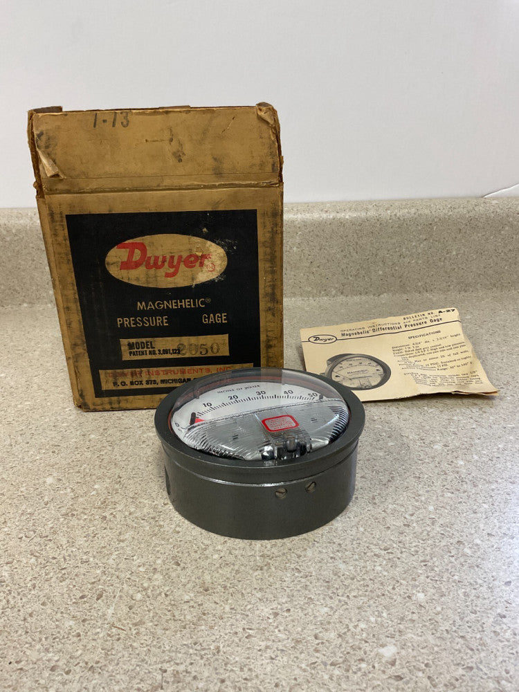 Dwyer Magnehelic Pressure Gauge Model 2050 NEW