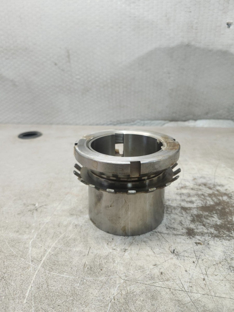 NEW NO BOX SKF BEARING ADAPTER SLEEVE AN-18 W-18