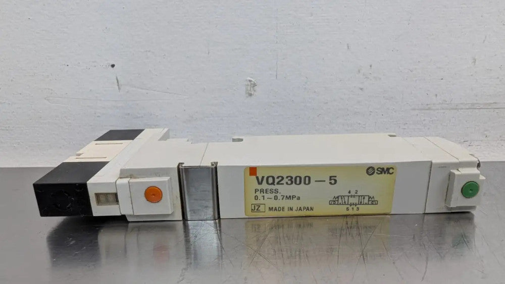 SMC VQ2300-5 Solenoid Valve 24VDC Coil 0.1-0.7 MPa