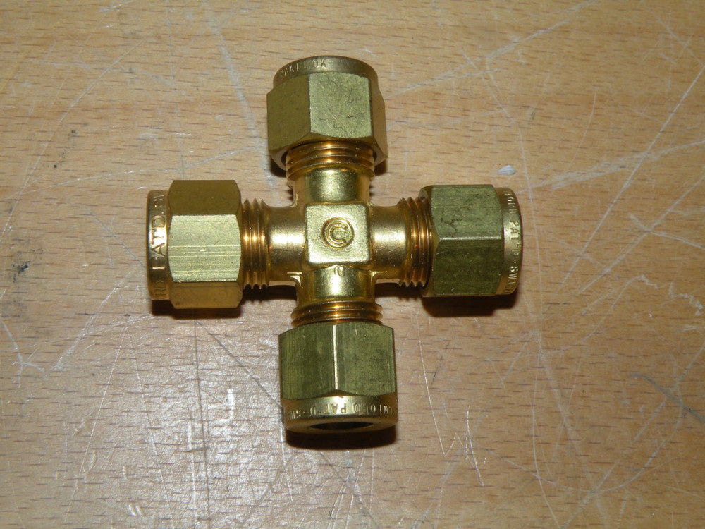 NEW Brass Swagelok Tube Fitting Union Cross, 3/8" Tube OD B-600-4
