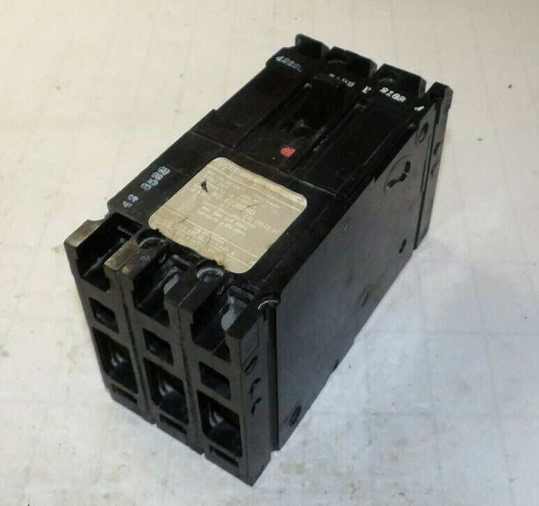 NEW GOULD ITE 40 AMP CIRCUIT BREAKER 240 VAC 3 POLE  E23B040