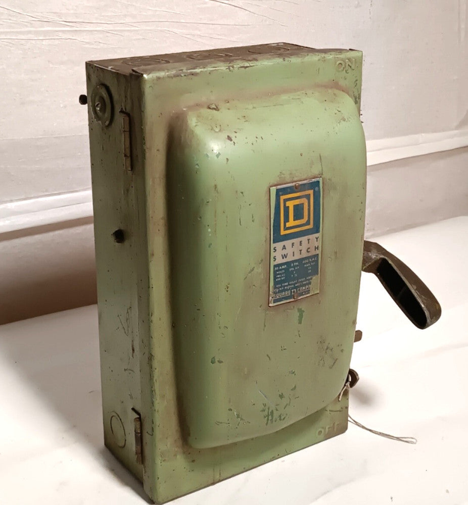 Square D H361 Safety Switch 3 Phase, Series 2, Single Throw, Fusible 30A, 600VAC