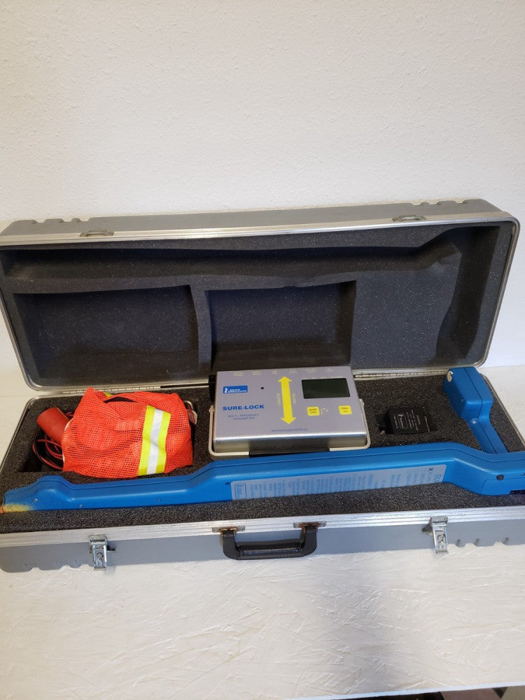 HEATH CONSULTANTS SURE-LOCK ALL PRO UTILITY LOCATOR with HARD CASE