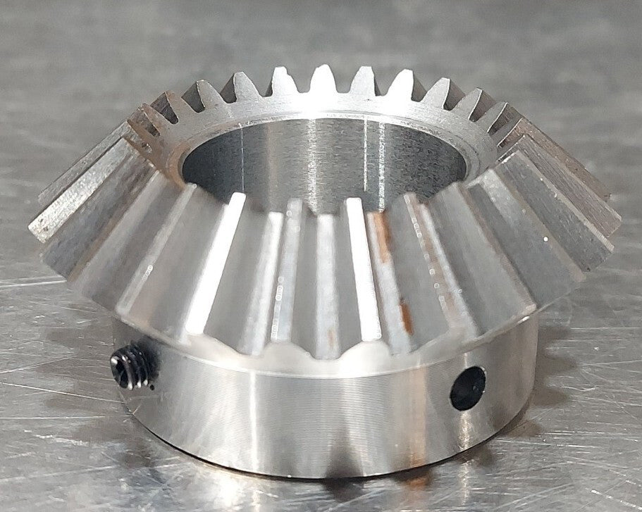 Miter Gear. 25 Straight Tooth.  1-1/4" Bore. ( See Pics for Measurements )