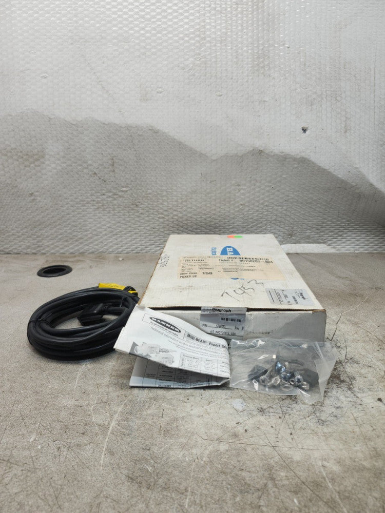 NEW IN BOX BANNER SWITCH SME312DQDP-75806