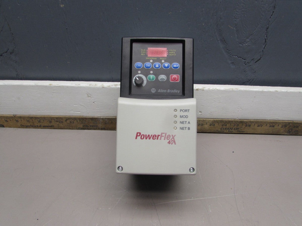 ALLEN BRADLEY 22B-D010N104 ,PowerFlex 40 ,5 hp,w/22-COMM-E ETHERNET MAKE OFFER!