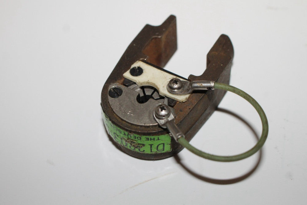 DEUTSCH PERMASWAGE DMC D12203-56 SWAGE HEAD DIE RETAINER AND STOP