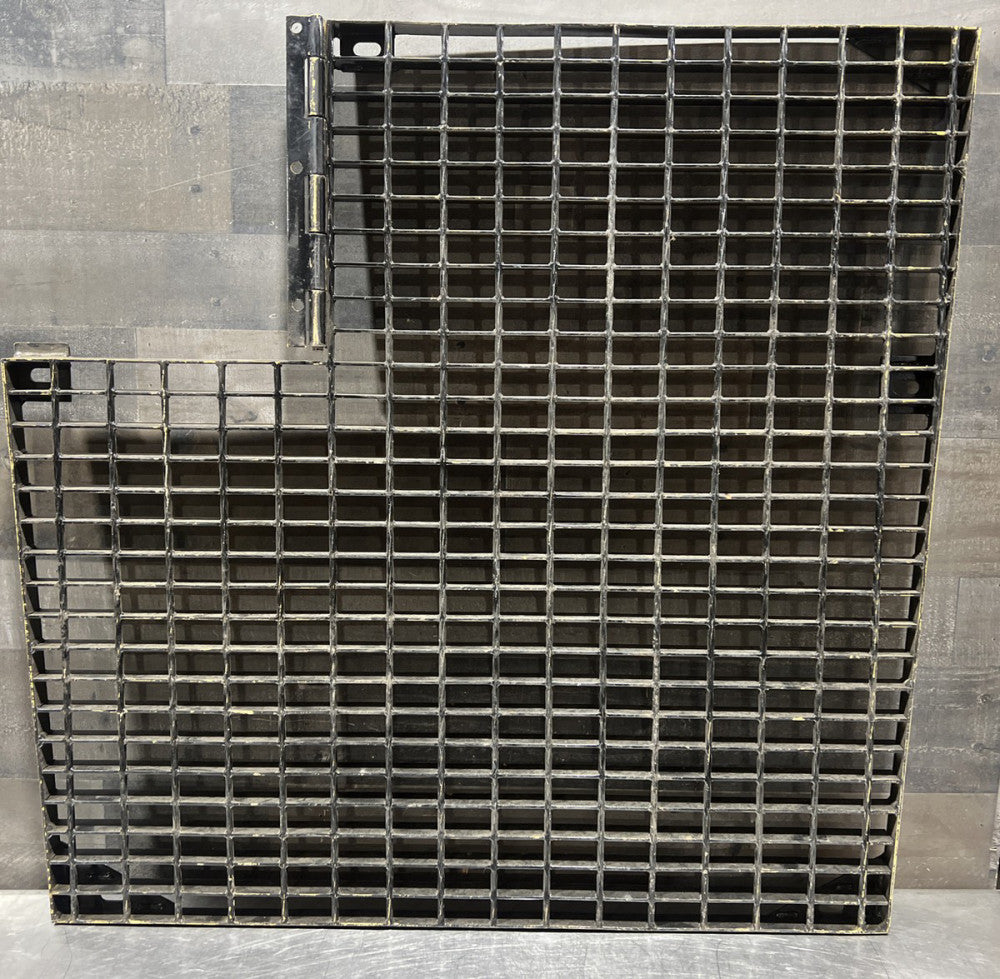 Nos Surplus Industrial Heavy Duty Machinery Equipment Grating. Yale? CAT? 39LBS