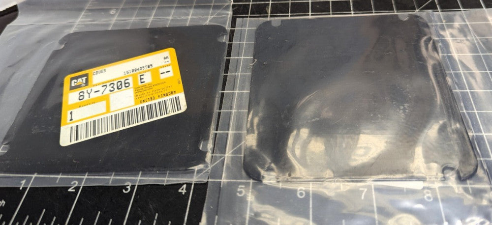 Lot Of (2) Caterpillar Door Hinge Cover Plates 8Y-7306 [A4S2]