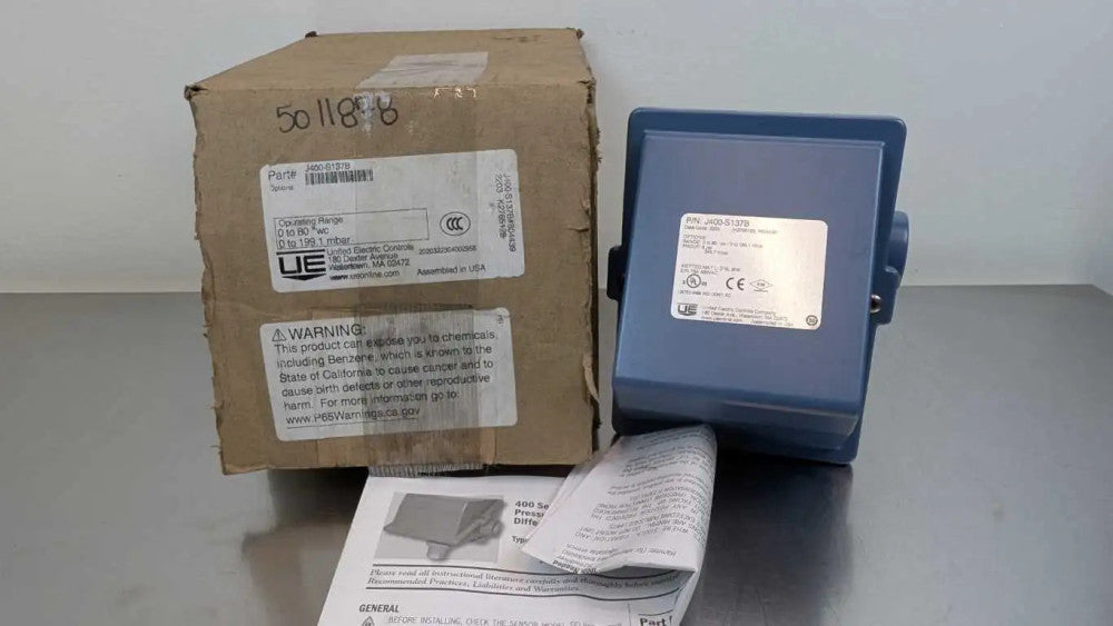 United Electric J400-S137B Pressure Switch 0-80" WC