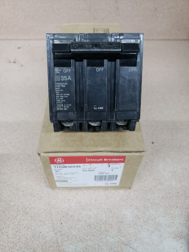 1 NEW GENERAL ELECTRIC 35 AMP  3 POLE 240 VAC 22 KA BOLT ON THQB32035