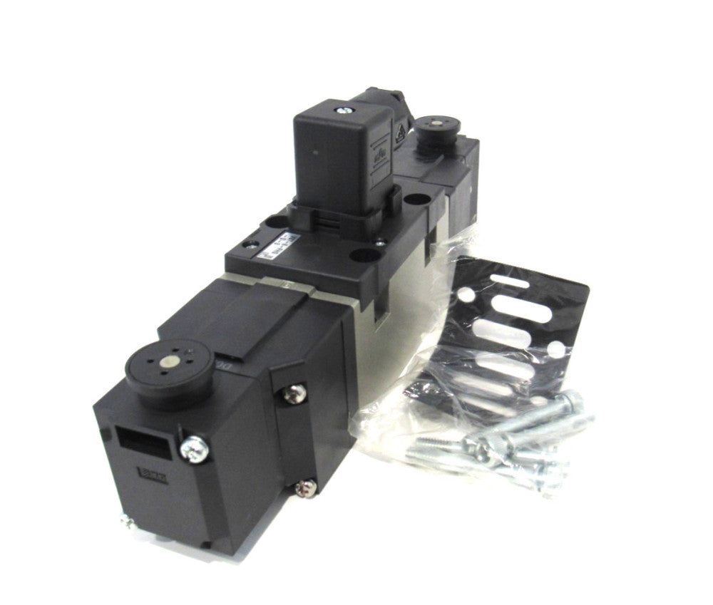 NEW SMC VS7-8-FHG-D-3 SOLENOID VALVE VS78FHGD3