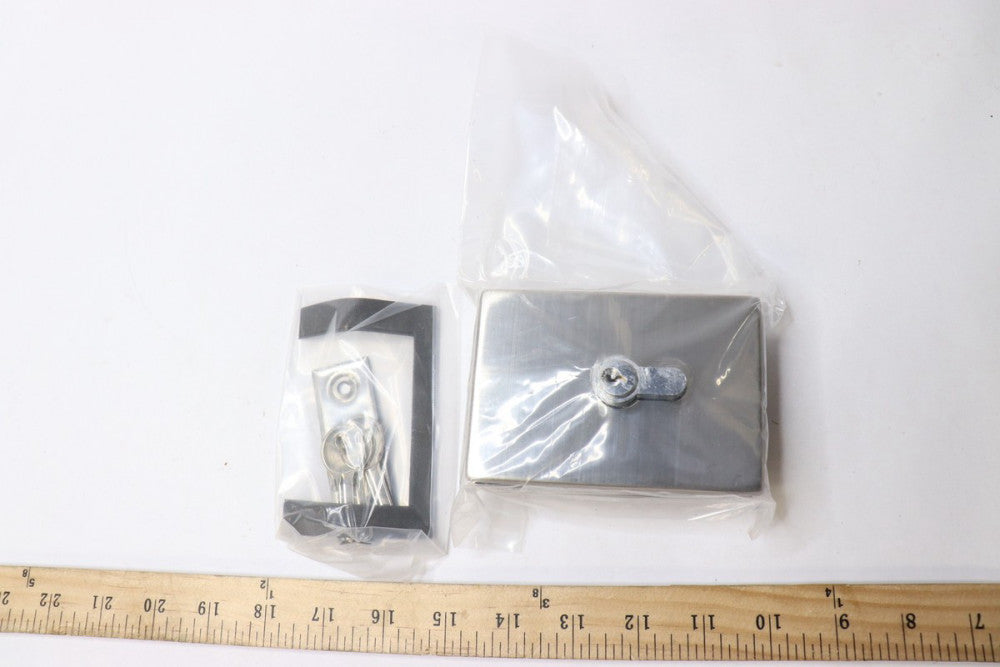 CR Laurence Center Housed Patch Lock Brushed Stainless EUR681BS