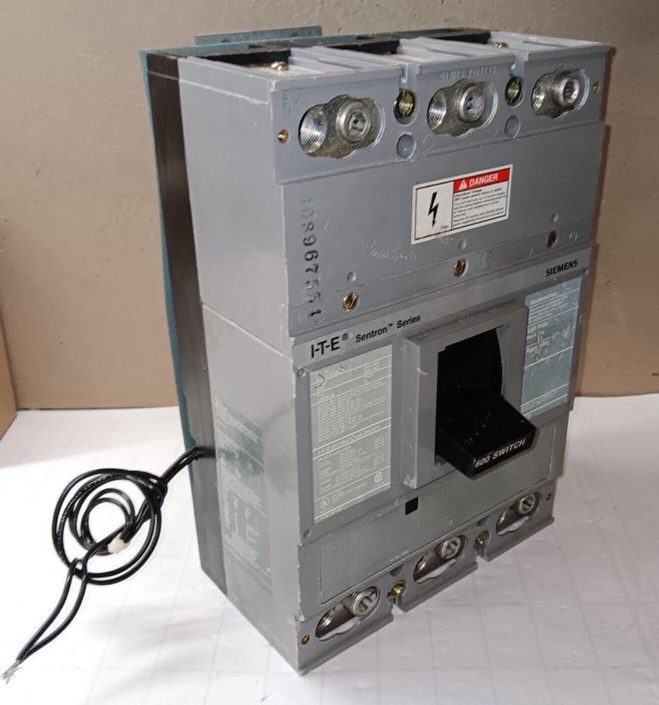 SIEMENS LXD63S600A 600 AMP MOLDED CASE SWITCH 3 POLE 600 VAC