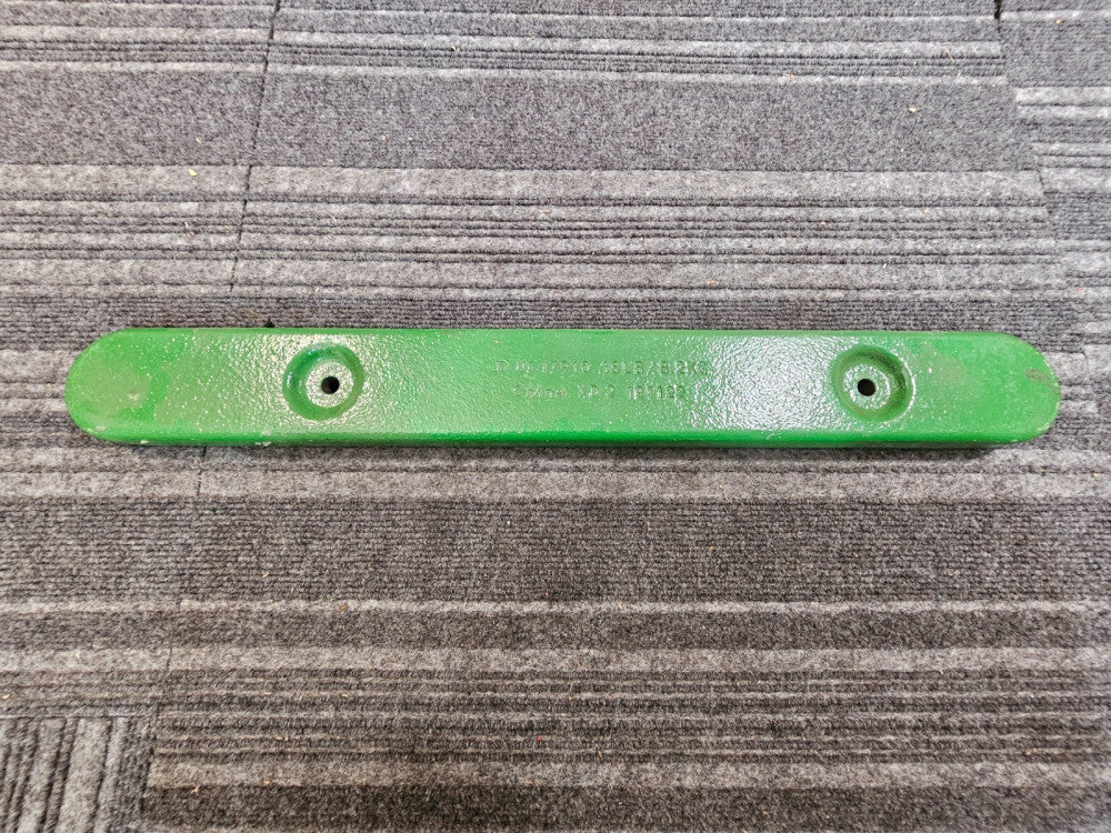 John Deere UC17910 Weight Bar 25 in Length x 3 in Width Cast 18Lb Green