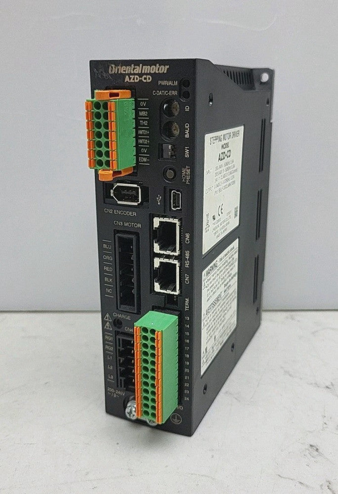 Oriental Motor AZD-CD Stepping Motor Driver 200-240V Step Servo Used See Picture