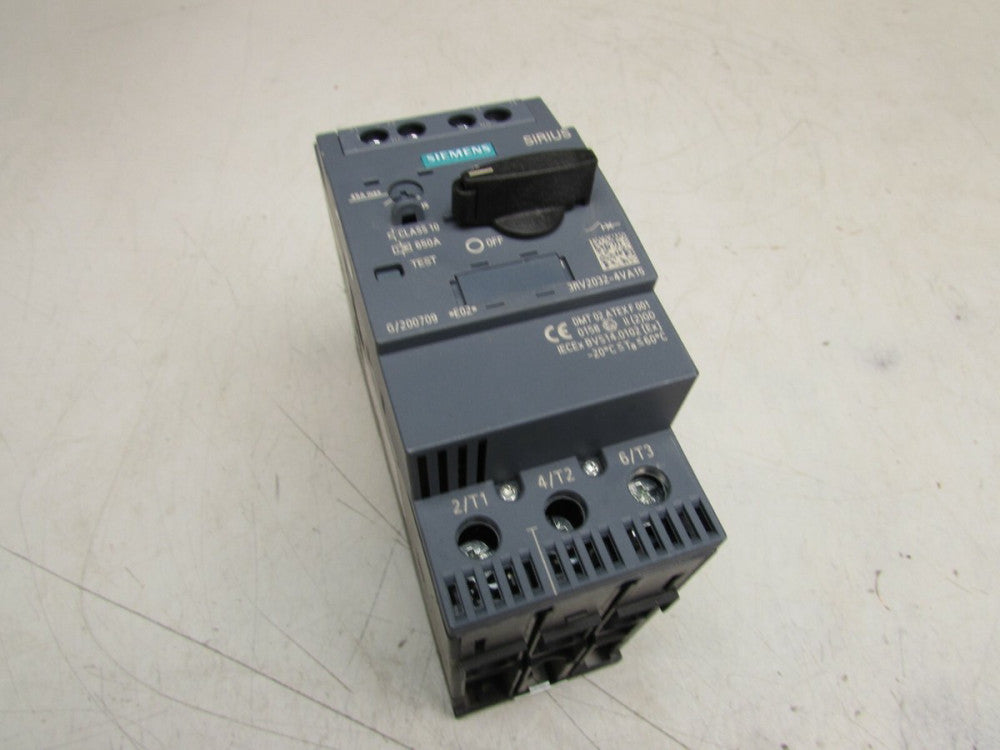 SIEMENS SIRIUS 3RV2031-4VA15 MOTOR CONTROLLER NICE USED TAKEOUT MAKE OFFER