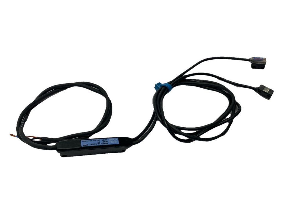 Keyence PQ-01 Amp-In Photoelectric Sensor SHort Distance Type