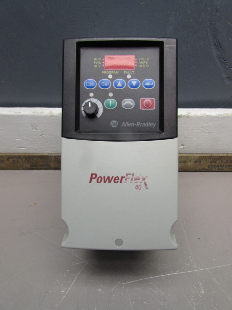 ALLEN BRADLEY 22B-B5P0N104 , PowerFlex 40, 1.0 hp , 3ph /200-240V, MAKE OFFER!