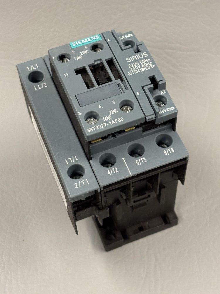 SIEMENS SIRIUS 3RT2327-1AP60 Contactor